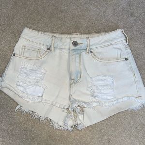 Bullhead light wash denim short shorts